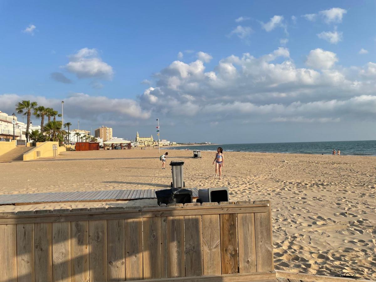 Vistas Al Mar A 10 Metros De La Playa De Regla Parking Gratis Apartman Chipiona Kültér fotó