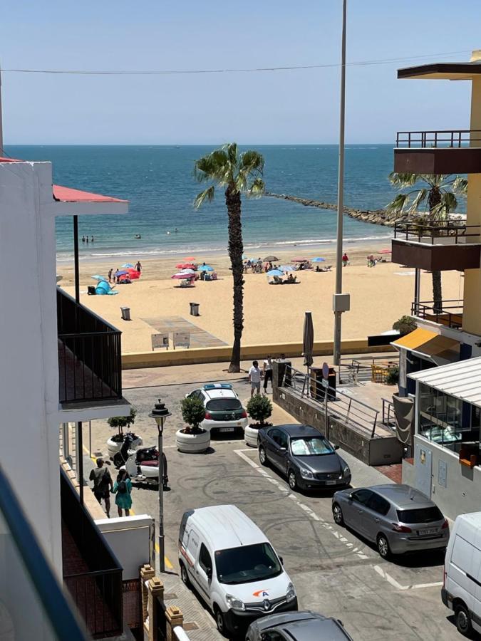 Vistas Al Mar A 10 Metros De La Playa De Regla Parking Gratis Apartman Chipiona Kültér fotó